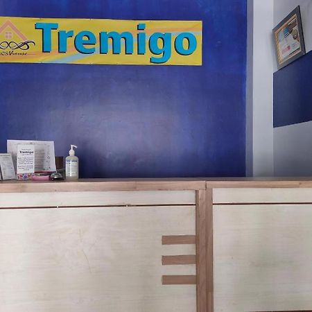 Hotel Syariah Tremigo Guesthouse Cirebon Bagian luar foto